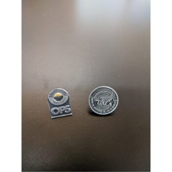 Alternative view of Pin matrizado en baño plata antigua u oro italiano